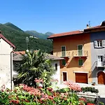 Casa Colonne Fiorite شقة