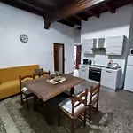 شقة Casa Colonne Fiorite كانوبيو