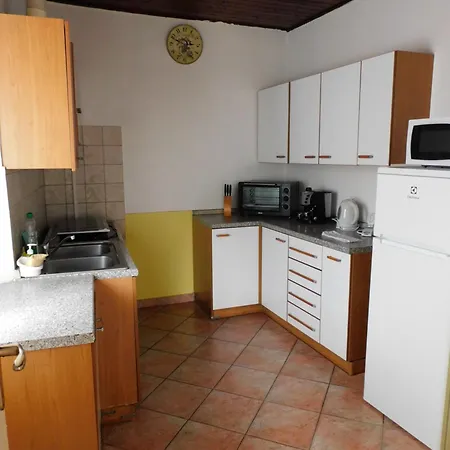 דירה Casa Colonne Fiorite קנוביו